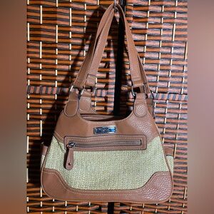 Woven Straw & Faux Leather Shoulder Tote – Neutral Boho Style
